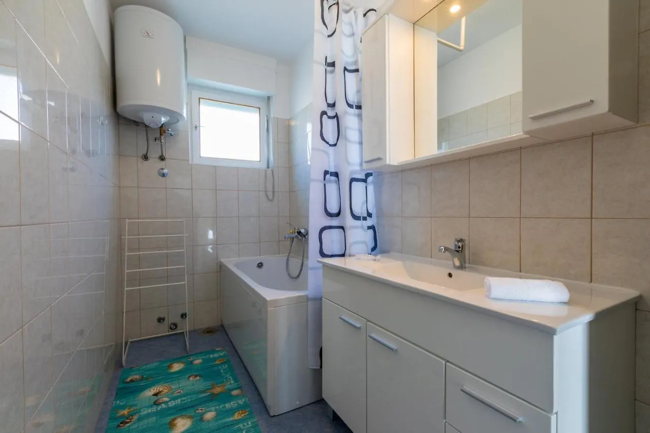 Duilo Apartment Novi Vinodolski