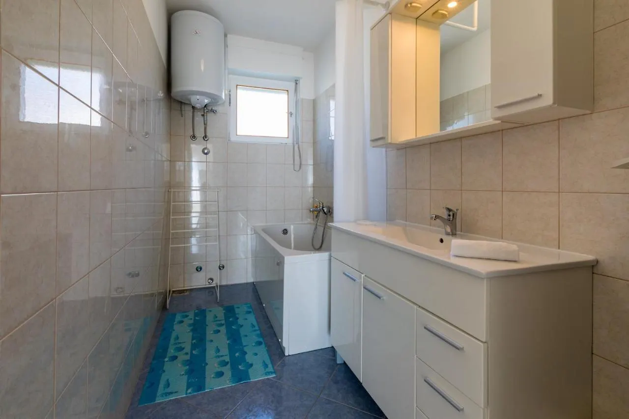 Duilo Apartment Novi Vinodolski Croatia
